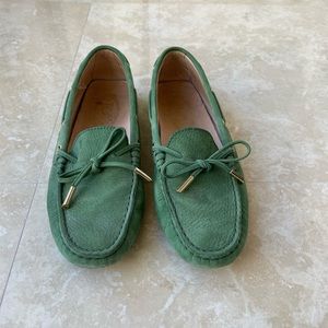 Tod’s Women’s green nubuck loafers - very lightly used